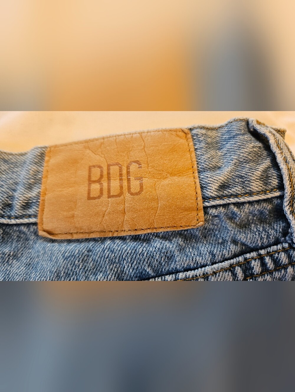 BDG  "Mom" High-rise Denim Shorts Size 29  !CLEARANCE! - Picture 10 of 13